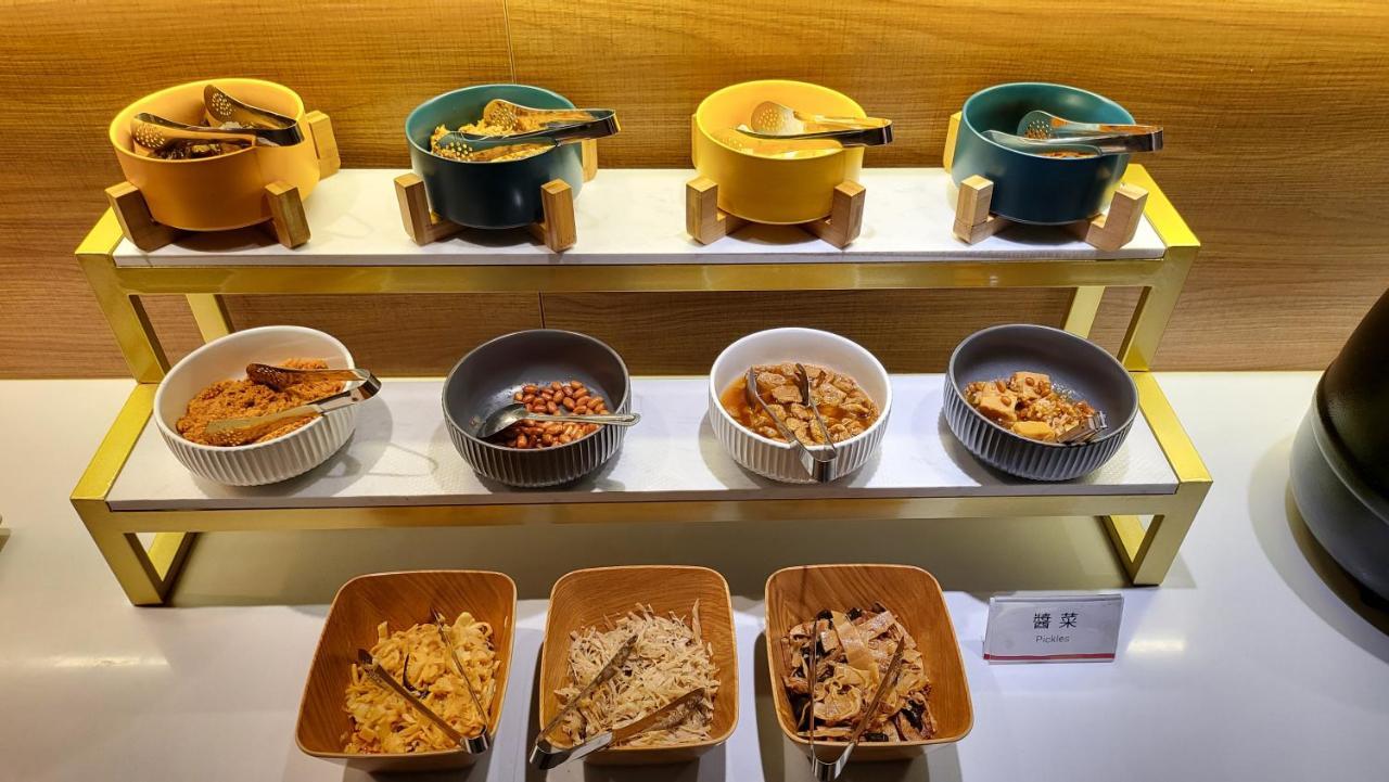 Audi Garden Business Hotel Taoyuan Luaran gambar