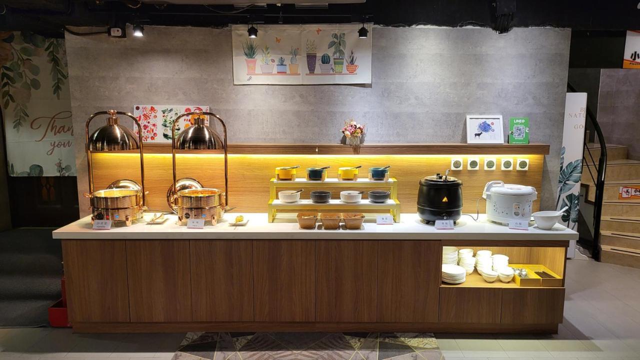 Audi Garden Business Hotel Taoyuan Luaran gambar