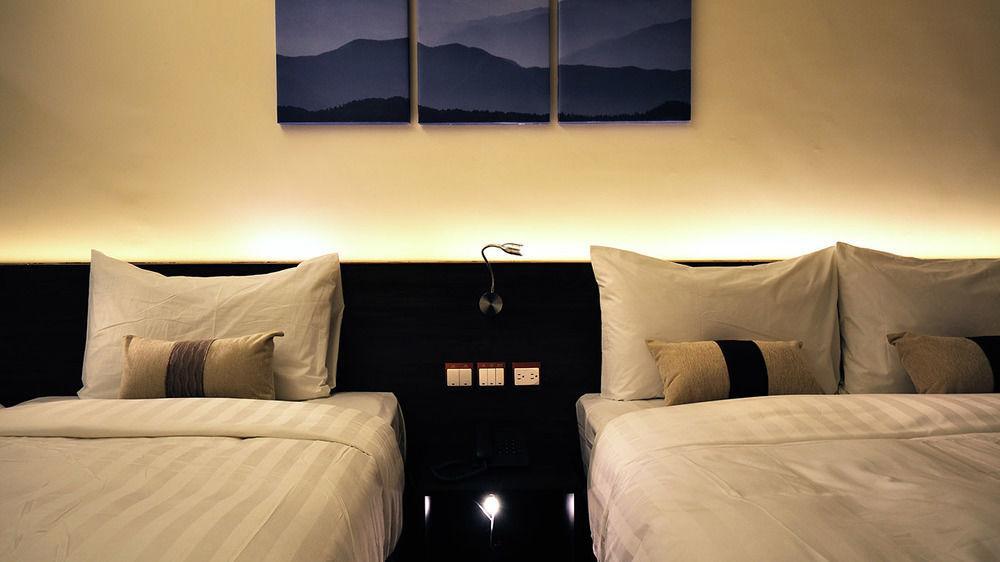 Audi Garden Business Hotel Taoyuan Luaran gambar