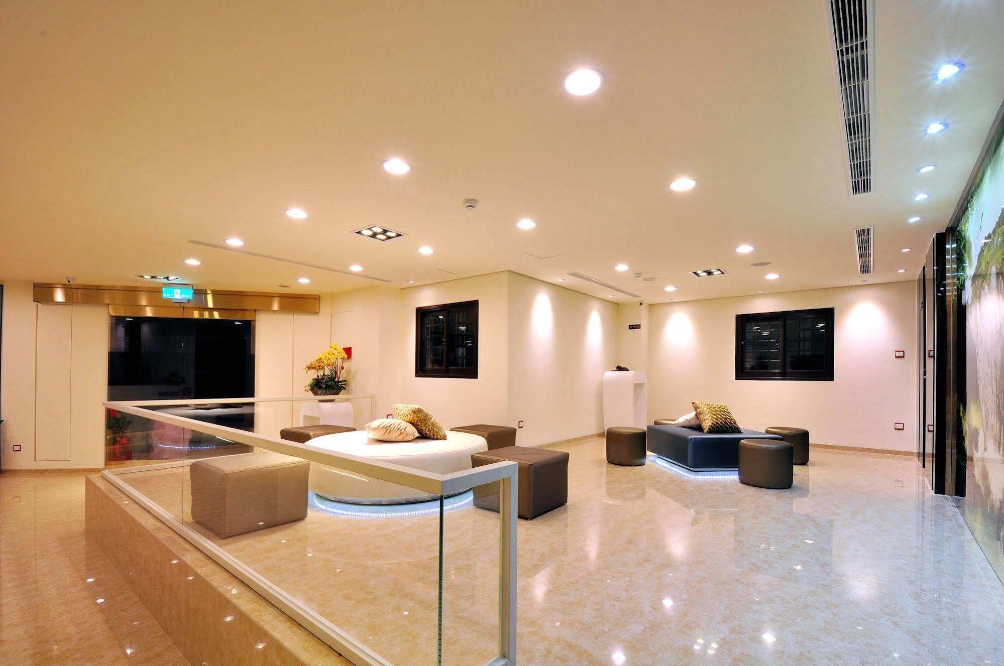 Audi Garden Business Hotel Taoyuan Luaran gambar