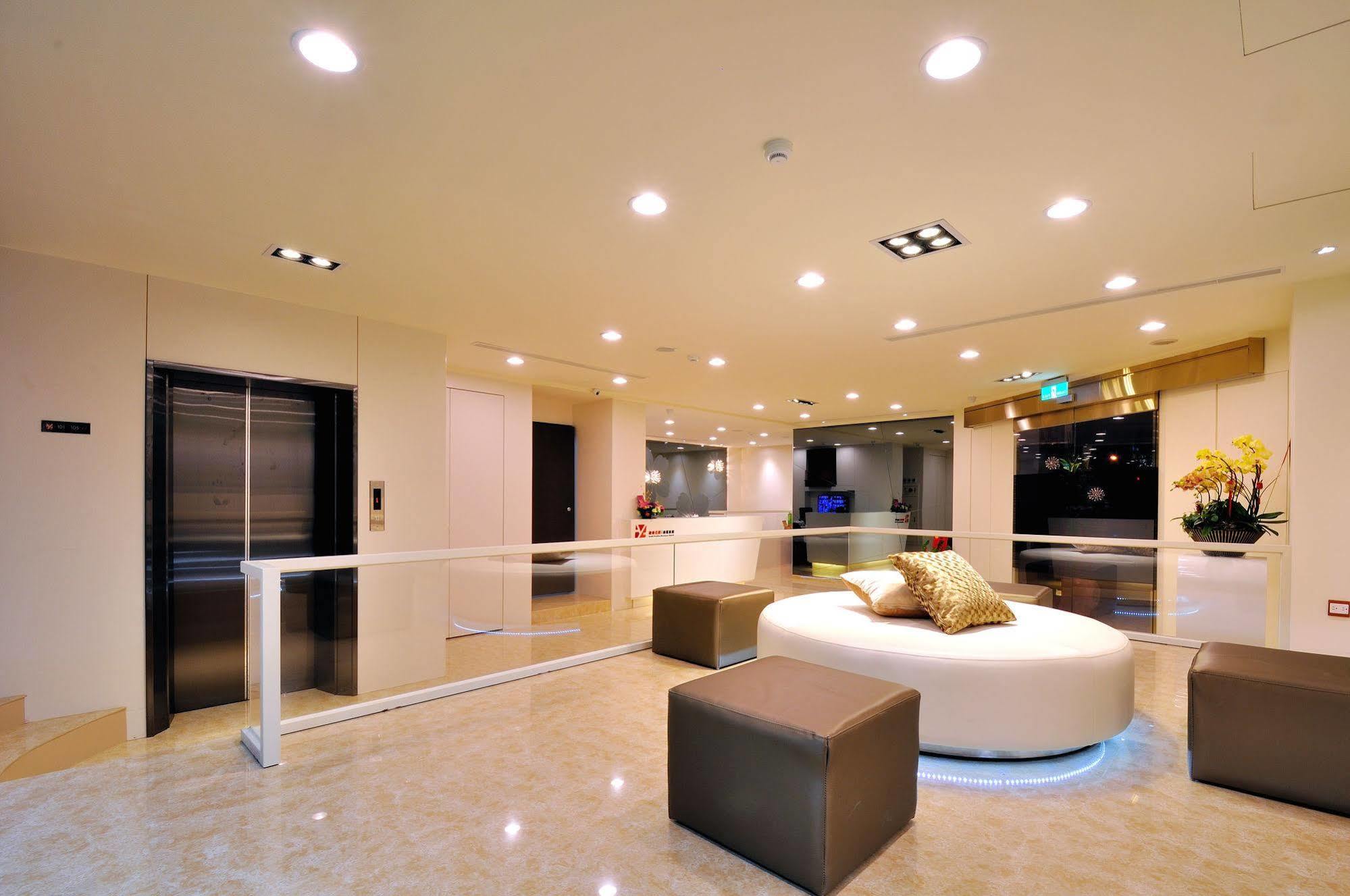 Audi Garden Business Hotel Taoyuan Luaran gambar