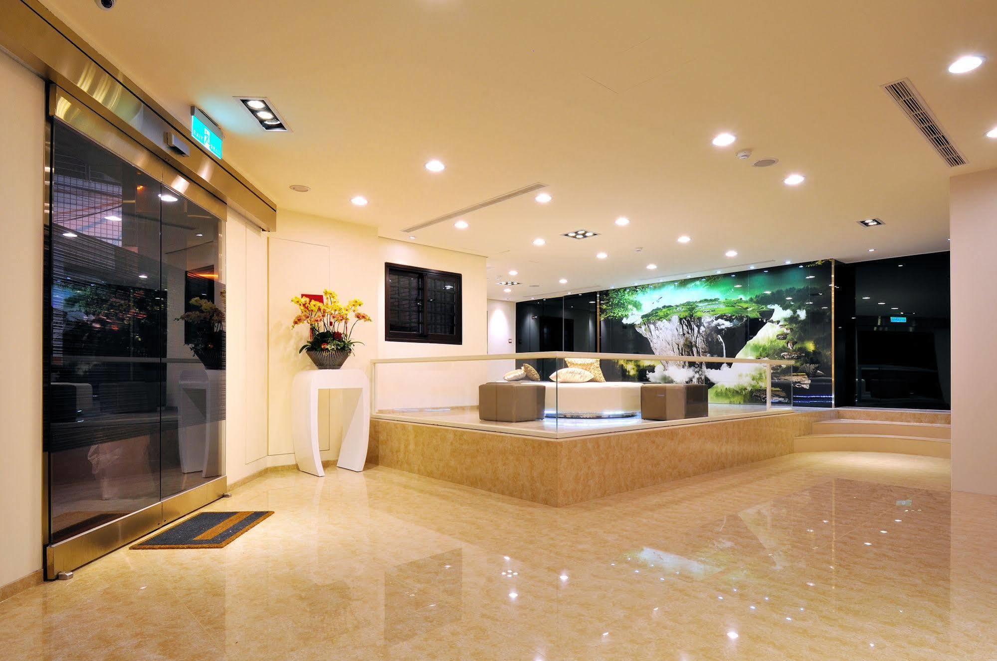 Audi Garden Business Hotel Taoyuan Luaran gambar