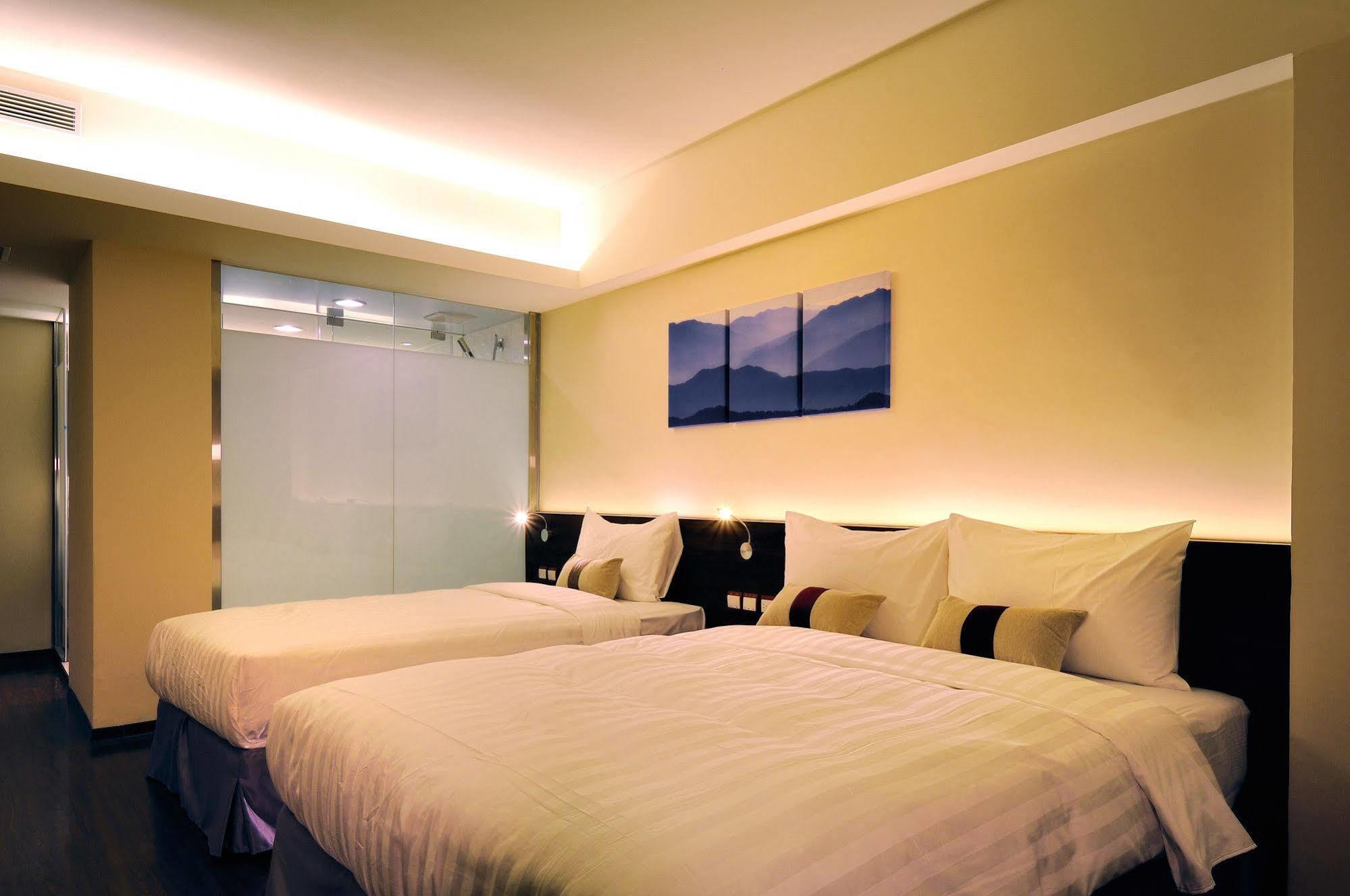 Audi Garden Business Hotel Taoyuan Luaran gambar